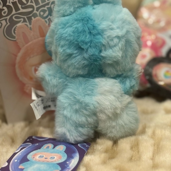 Popmart Big into Energy BIE LABUBU - Hope - Picture 3 of 4